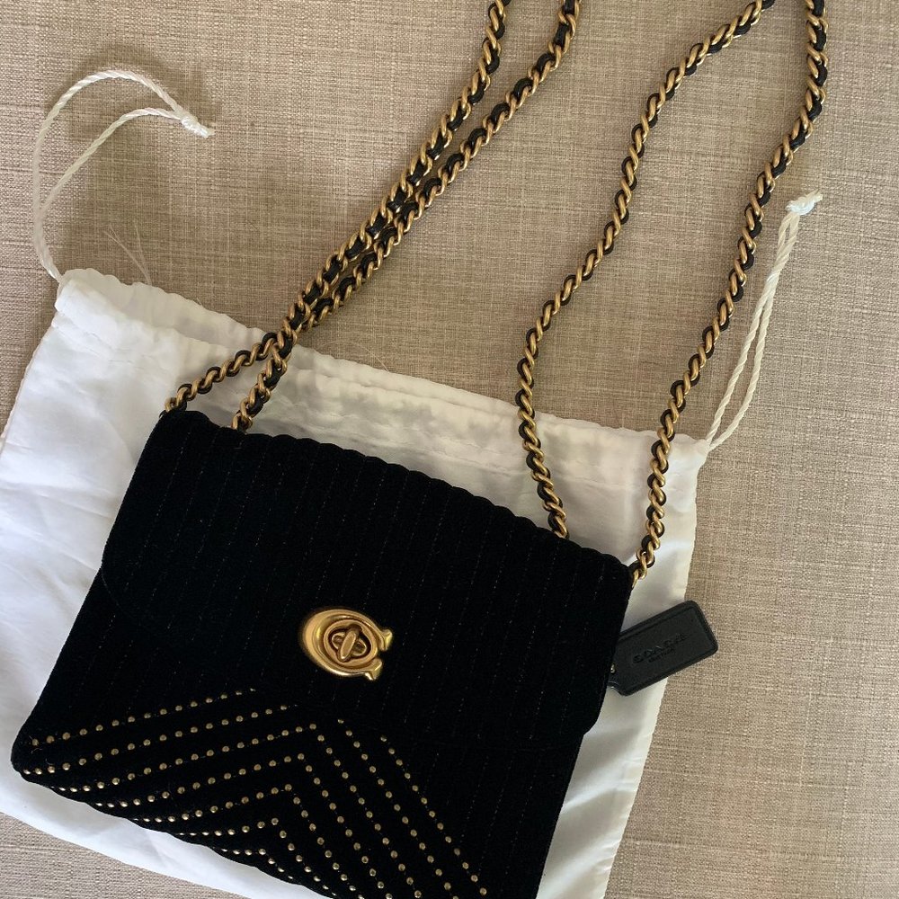 ~USED ONCE~COACH SMALL VELVET SHOULDER BAG W/ STUD